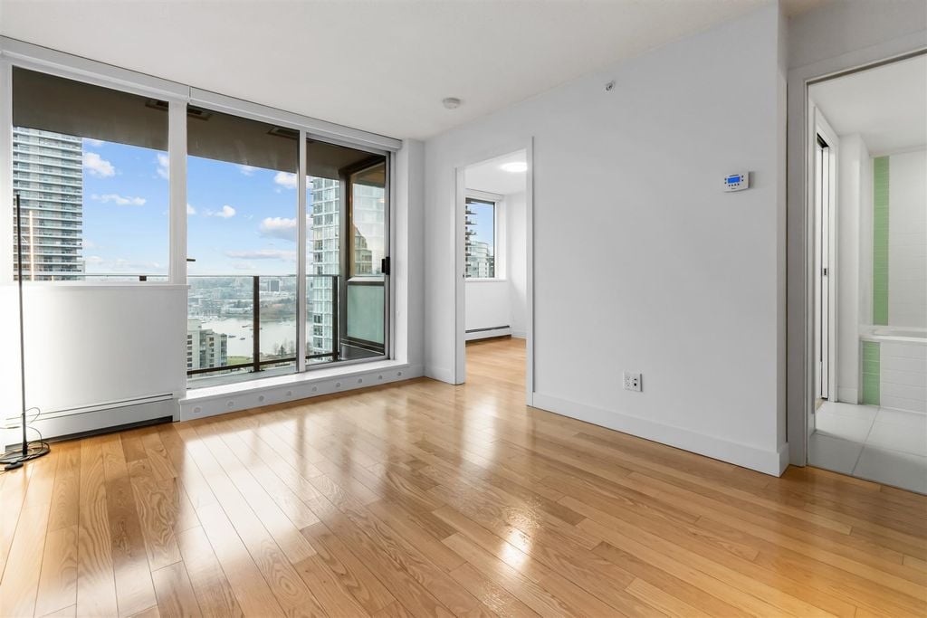 1325 Rolston St, #2305