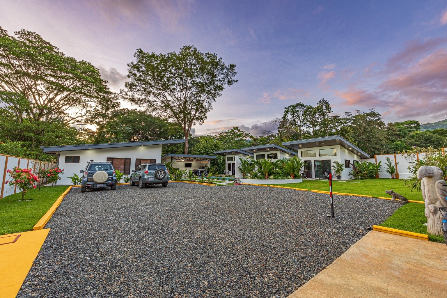 Incredible turnkey investment opportunity, 3 Rental villas, and a 2 Bedroom Home with a large pool.