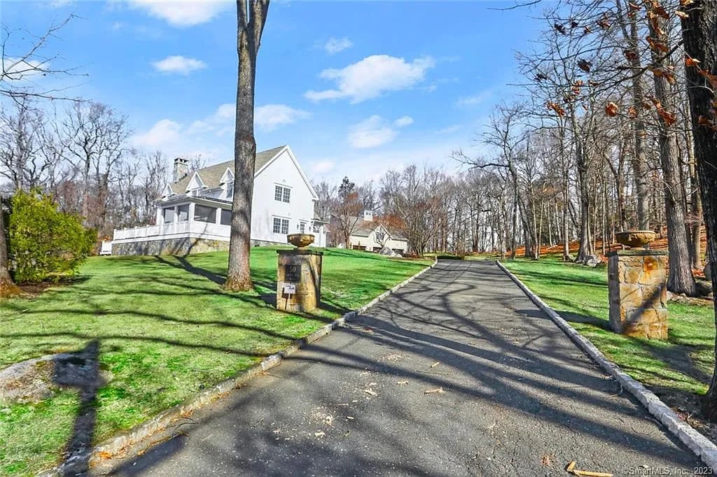50 Laurel Hill Rd