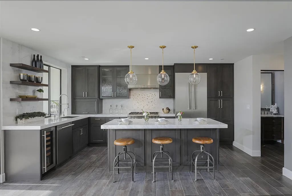920-22 Stratford Ct
