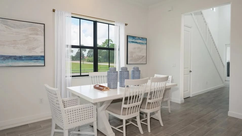 320 SE RISA CT