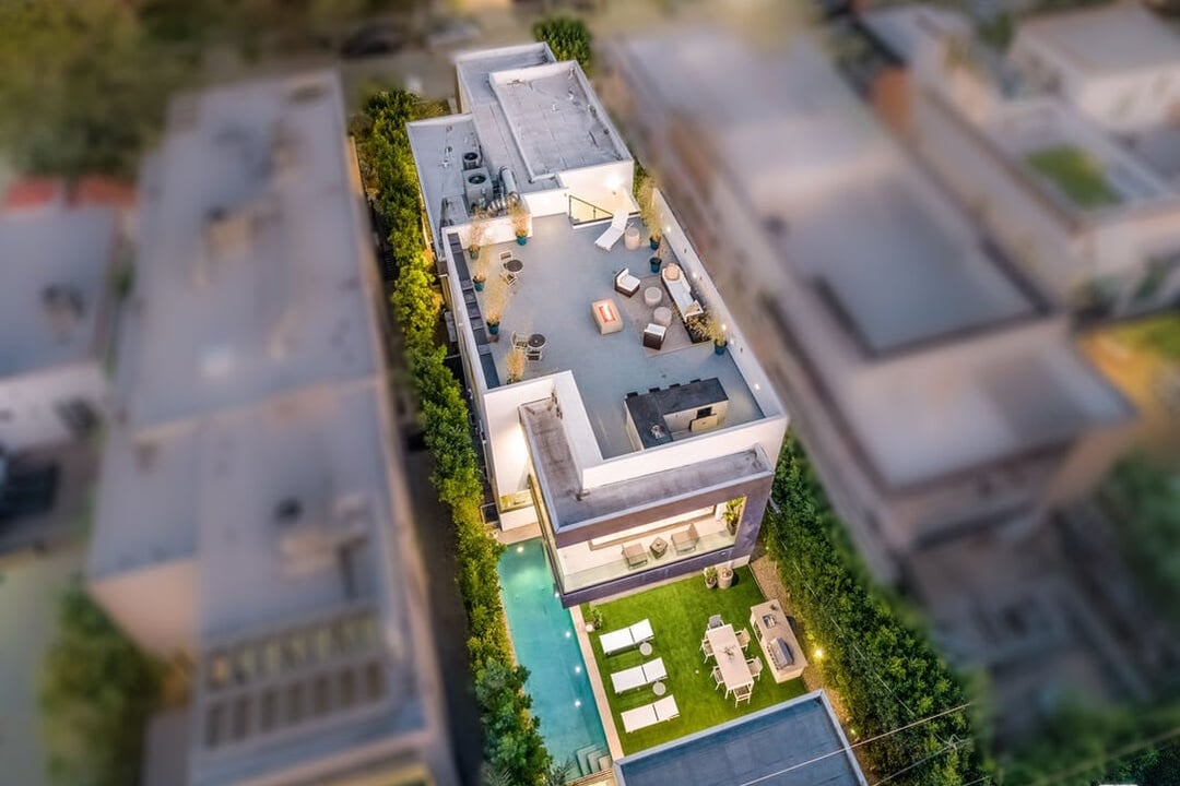 Garden Crescent, North Harper Avenue, 90048