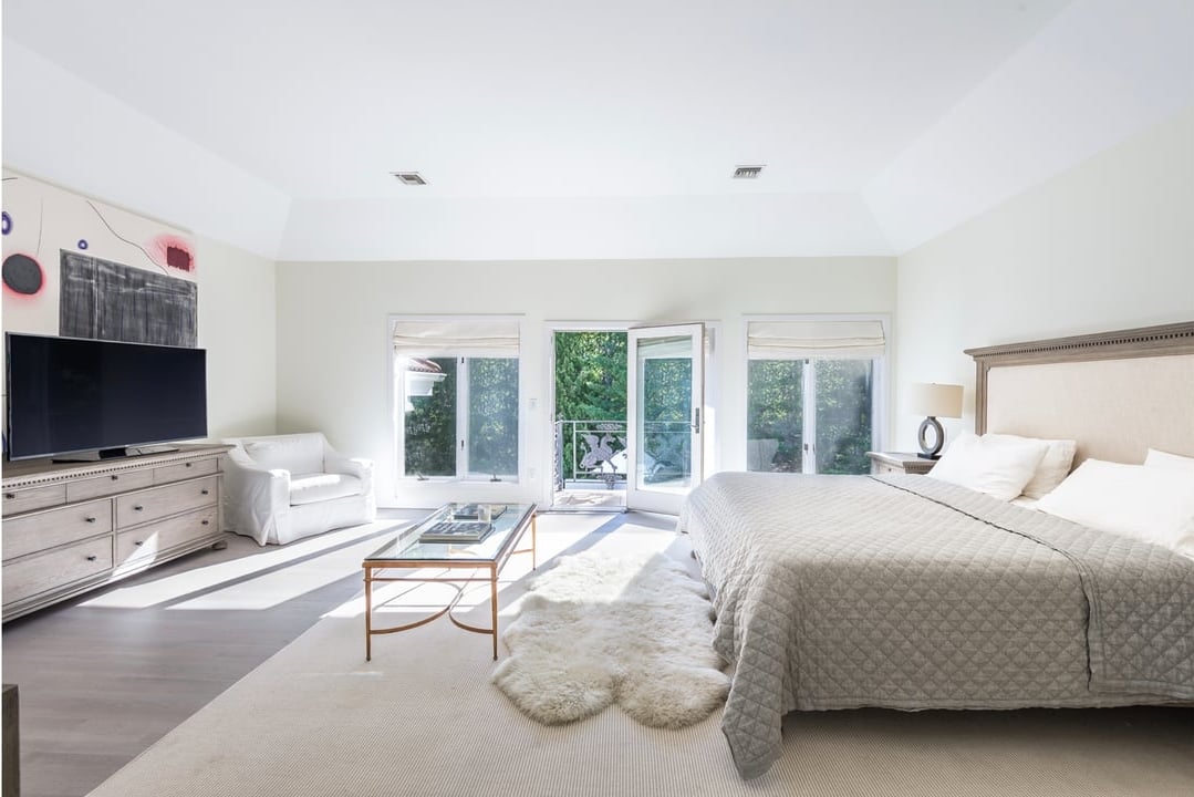 Ideally Situated House (Summer Rental)