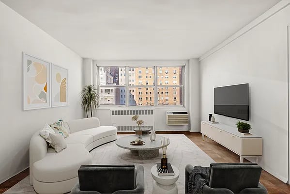 315 East 70th Street #9D