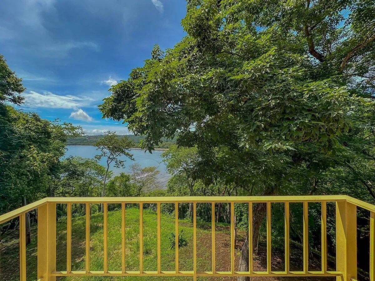 Vista Bahia Resort and Beachfront Land in Gulf of Papagayo