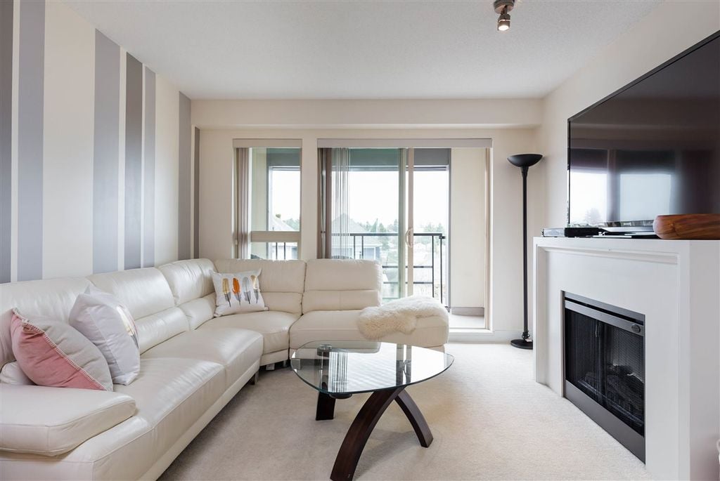 4550 Fraser St, #330