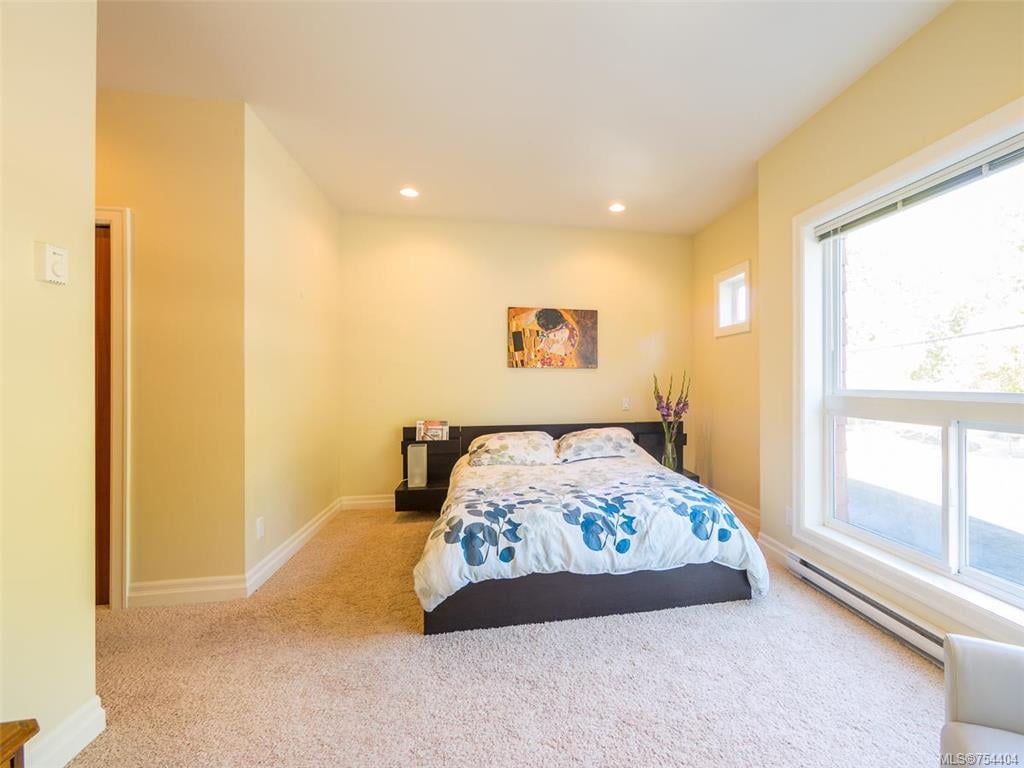 1-1827 Fairfield Rd