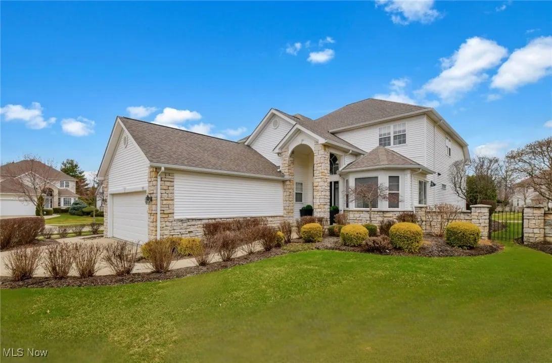 381 W Glengary Cir