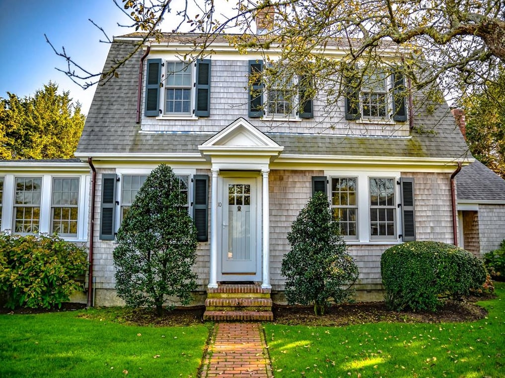 10 Shurtleffs Way