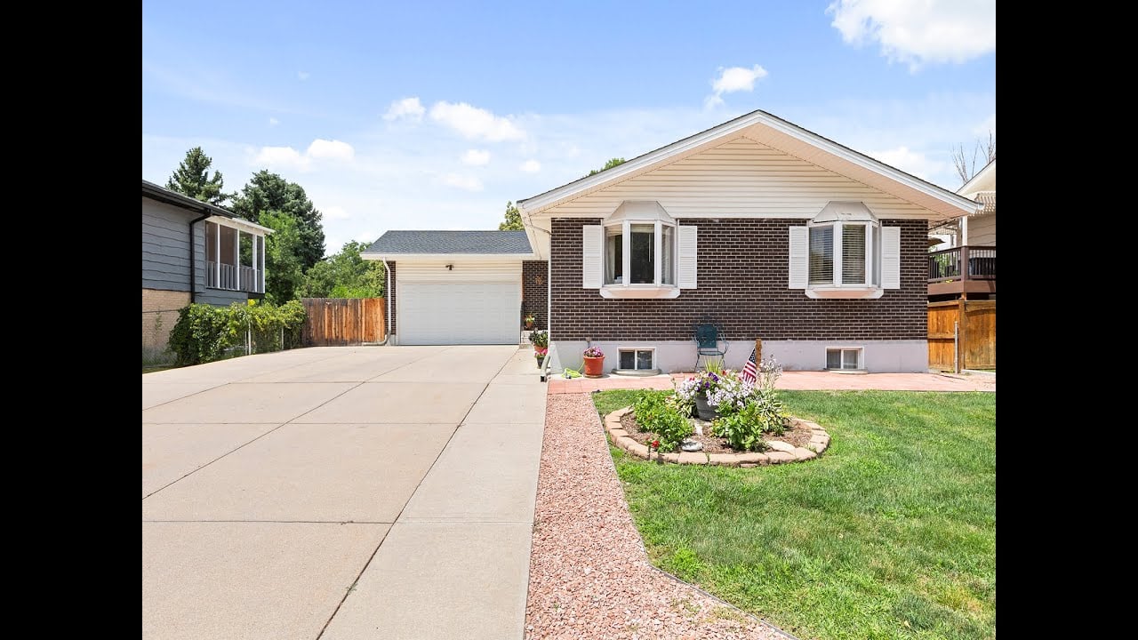 1815 26th Ave Ct, Greeley, CO 80634