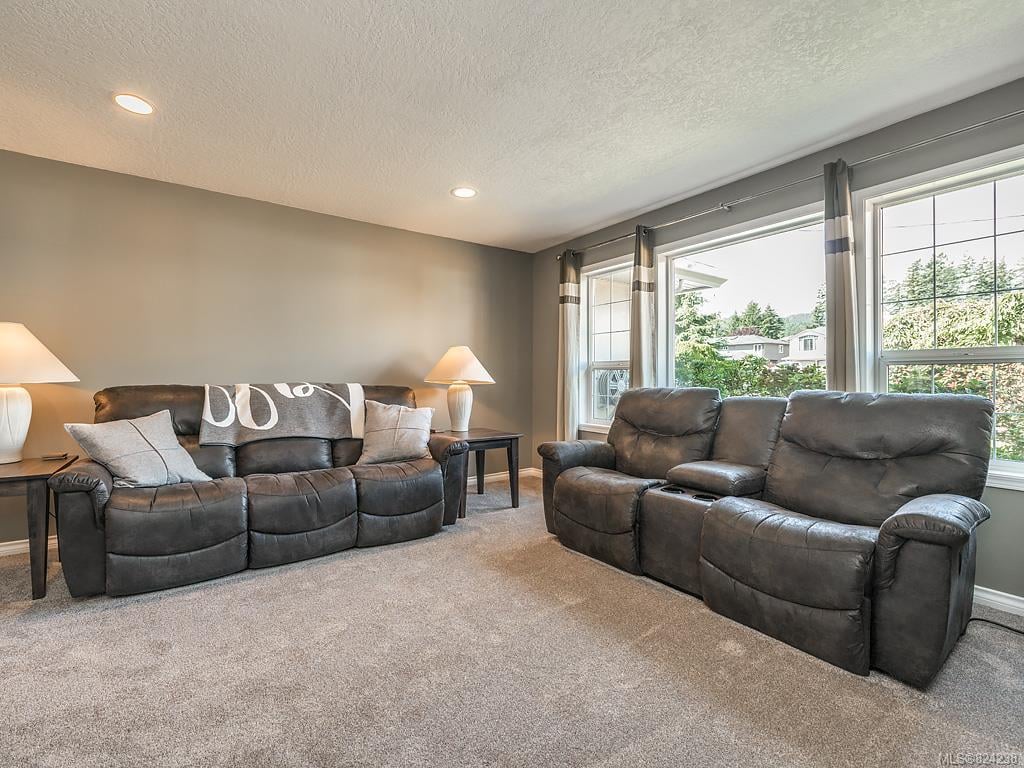 2959 Robalee Pl