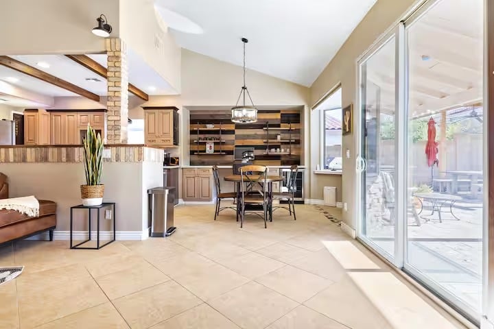 AZ Relocation? Heated Pool, Game & Exercise Room