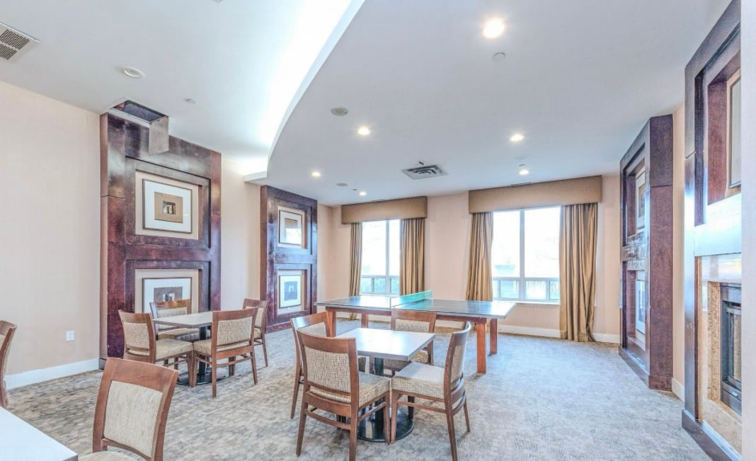 55 Strathaven Dr #1415