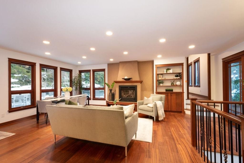 4397 Rockridge Rd