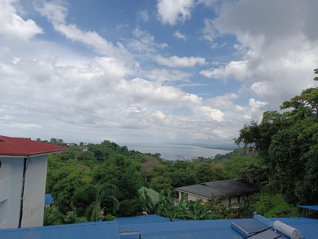 Iconic Ocean View Hotel In Manuel Antonio 