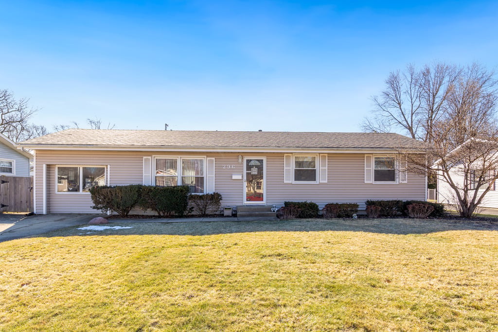 296 Mohawk Dr