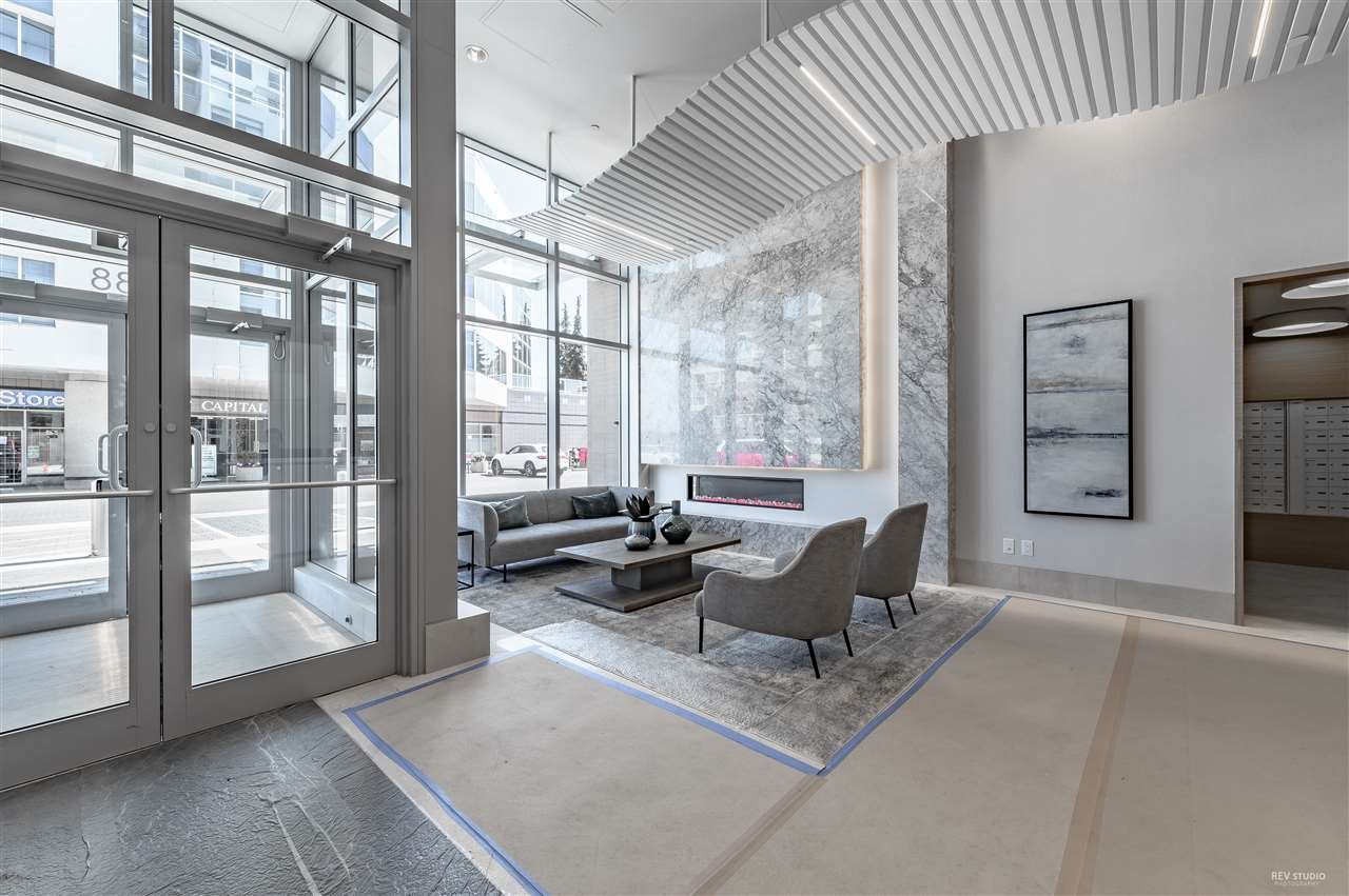 2503-988 Quayside Dr