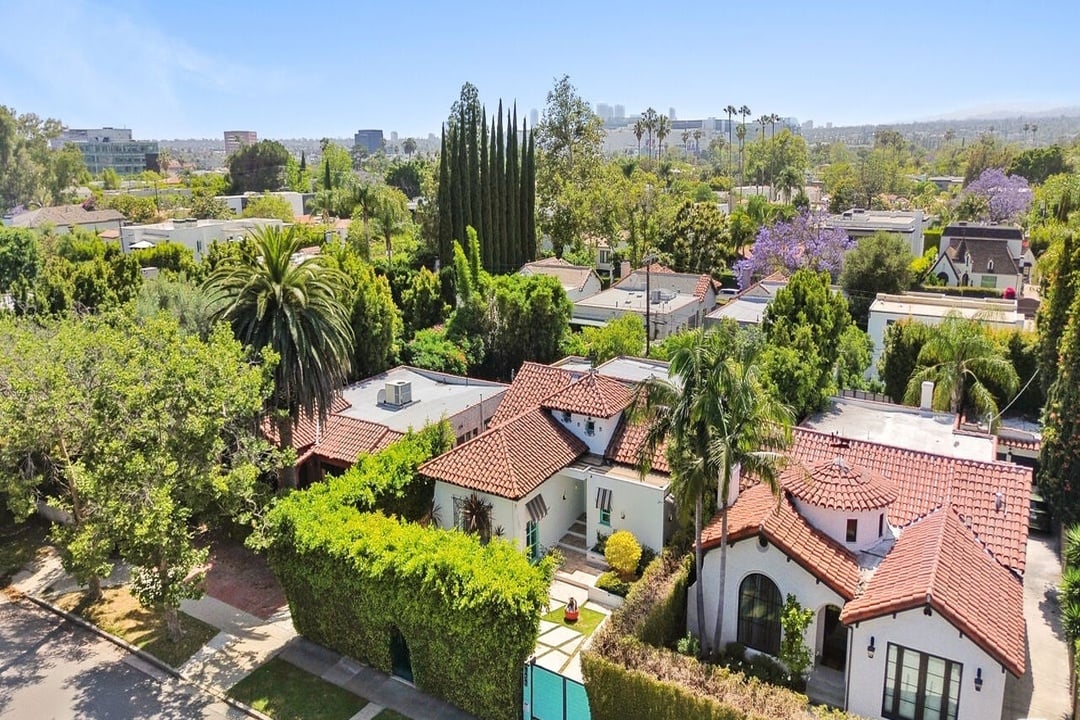 N Crescent Heights Blvd, 90048