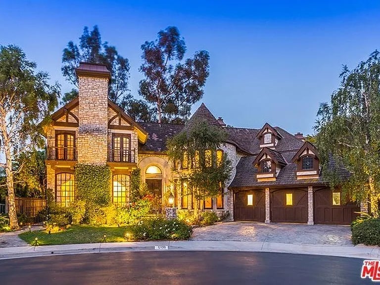 12139 Summit Ct