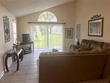 2535 Davenport Cir