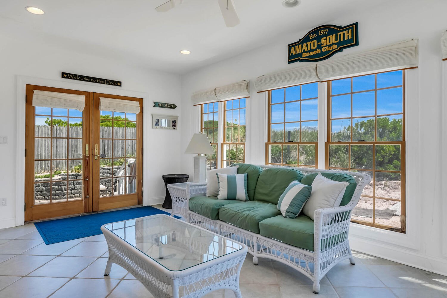Summer Rental on the Oceanfront with Pool