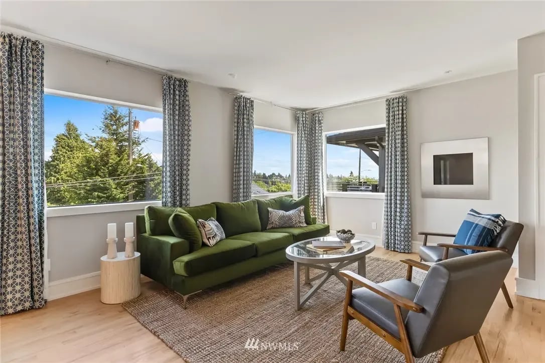 3427 36th Ave W