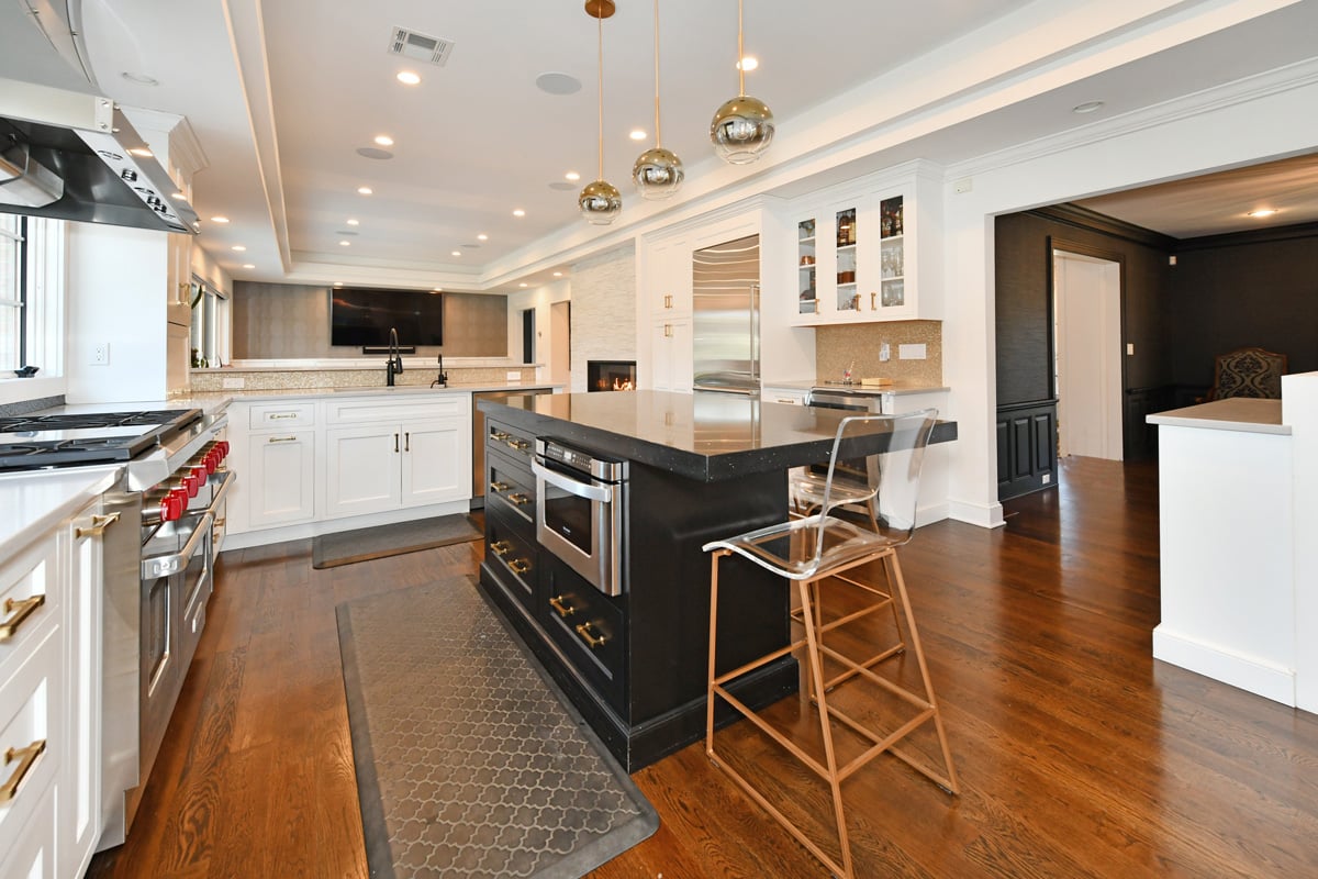 563 Eastgate Rd