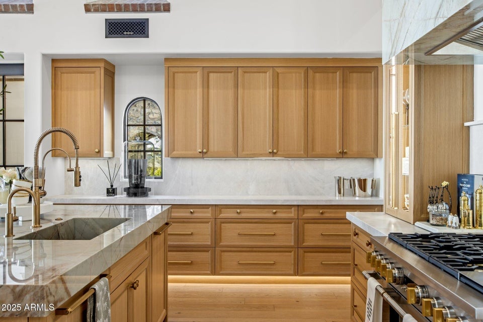 11268 E Moonlight CYN