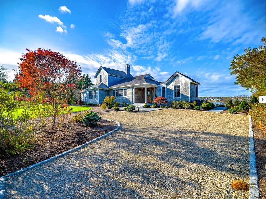 26 Hines Point