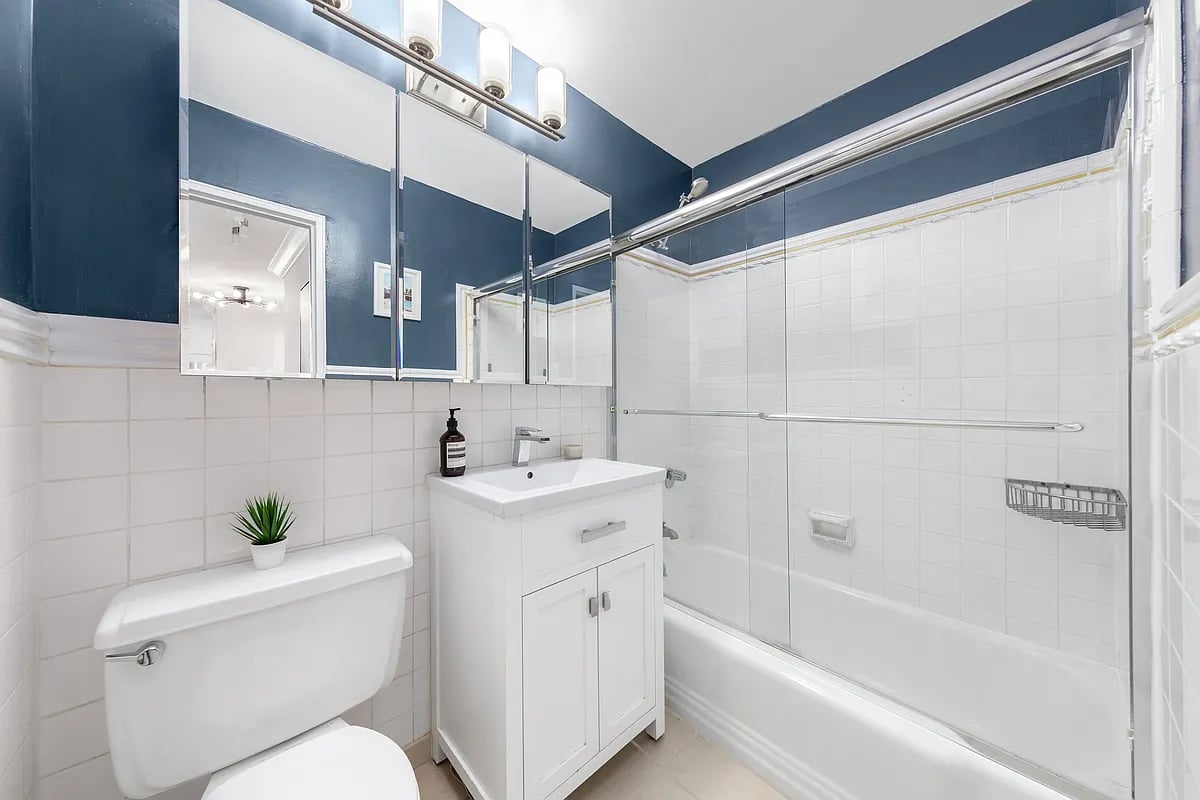235 East 87th Street Unit: 10B