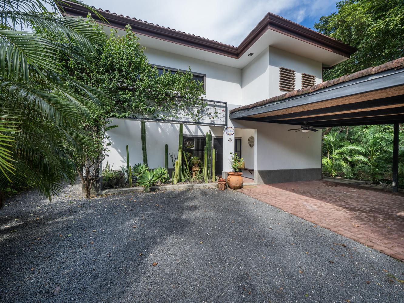 Casa Bosque | Modern 3-Bedroom Villa with Pool in Pacific Residences, Near Tamarindo