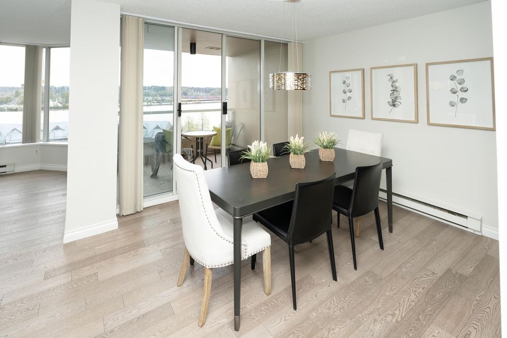 1045 Quayside Dr, #1001