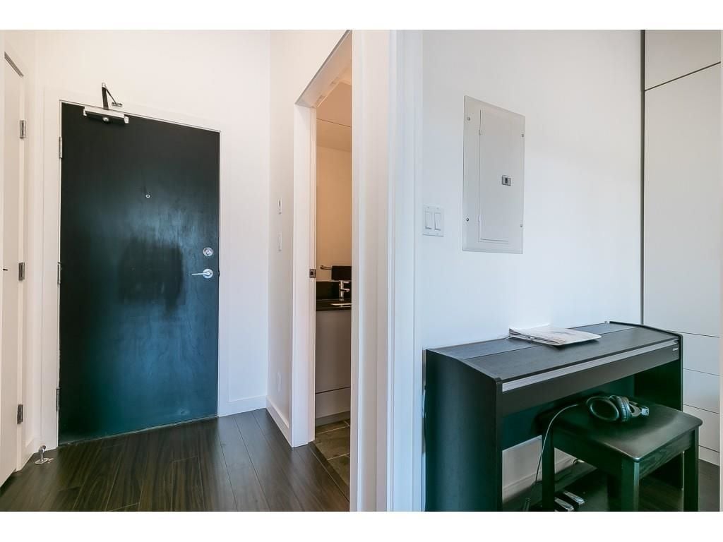 121 Brew St, #702