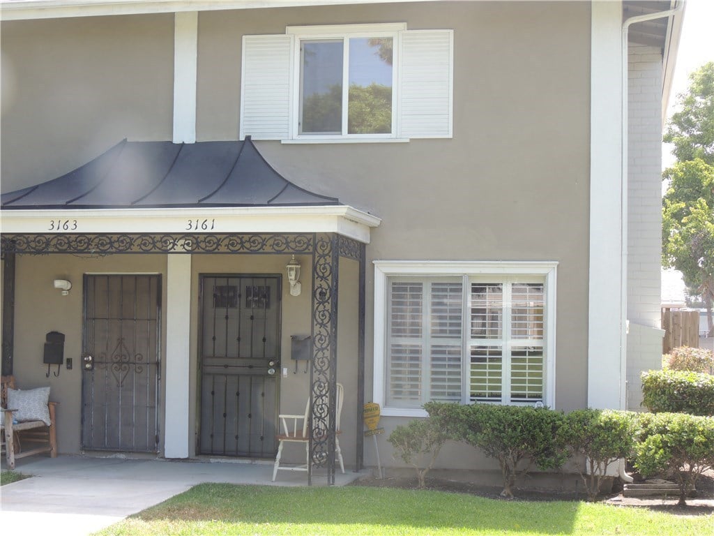 3161 College Ave