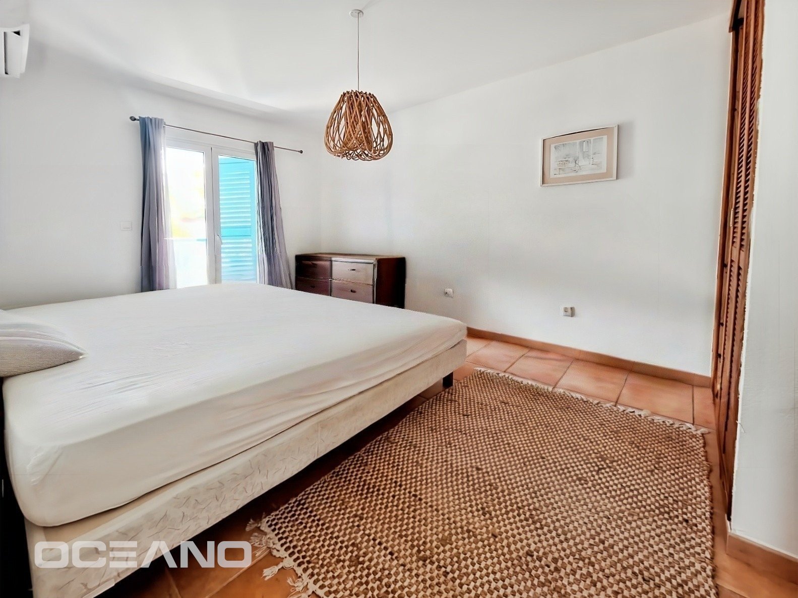 3-bedroom condo - Orient Bay
