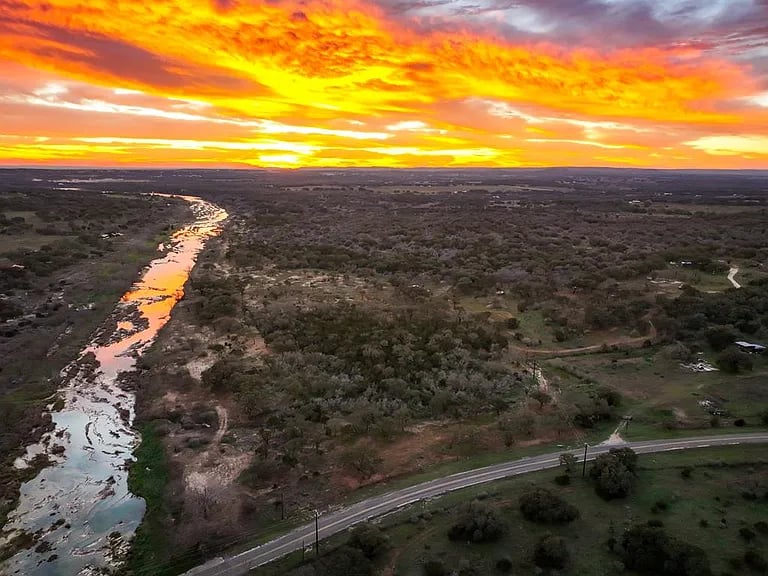 1594 286 Ranch Rd #1320