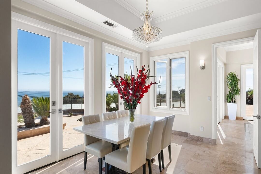 Puesta Del Sol St, 90265