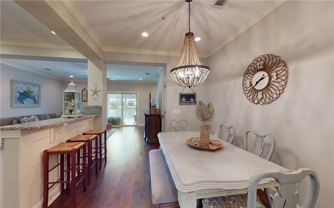 1506 Mariners Cir