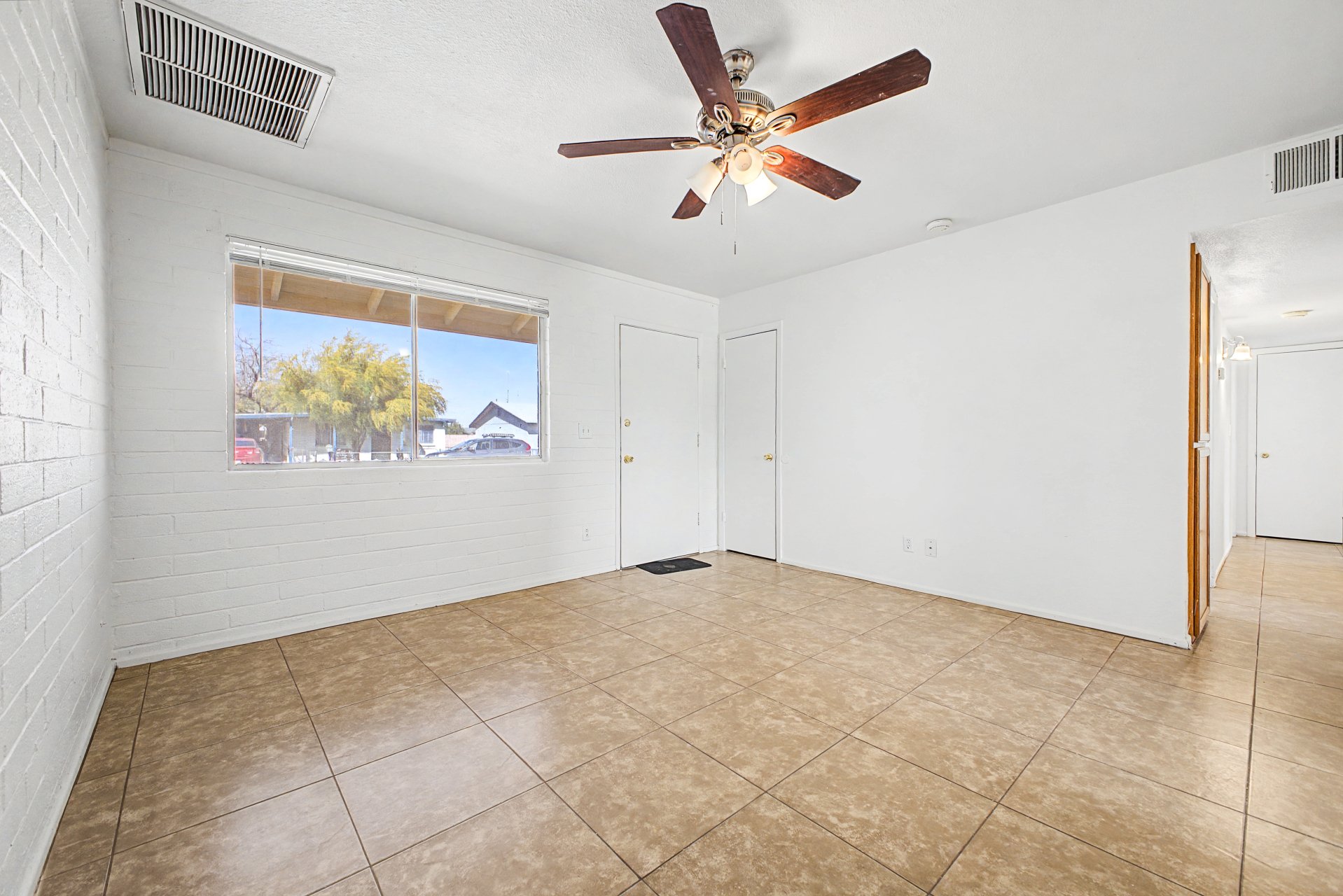 1319 Tulip Place