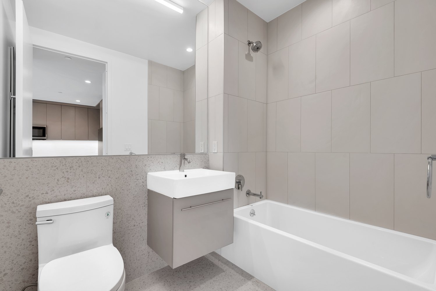 29-17 40th Ave 705