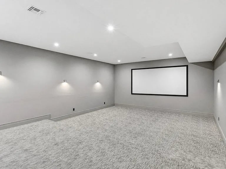 225 Norris Ln