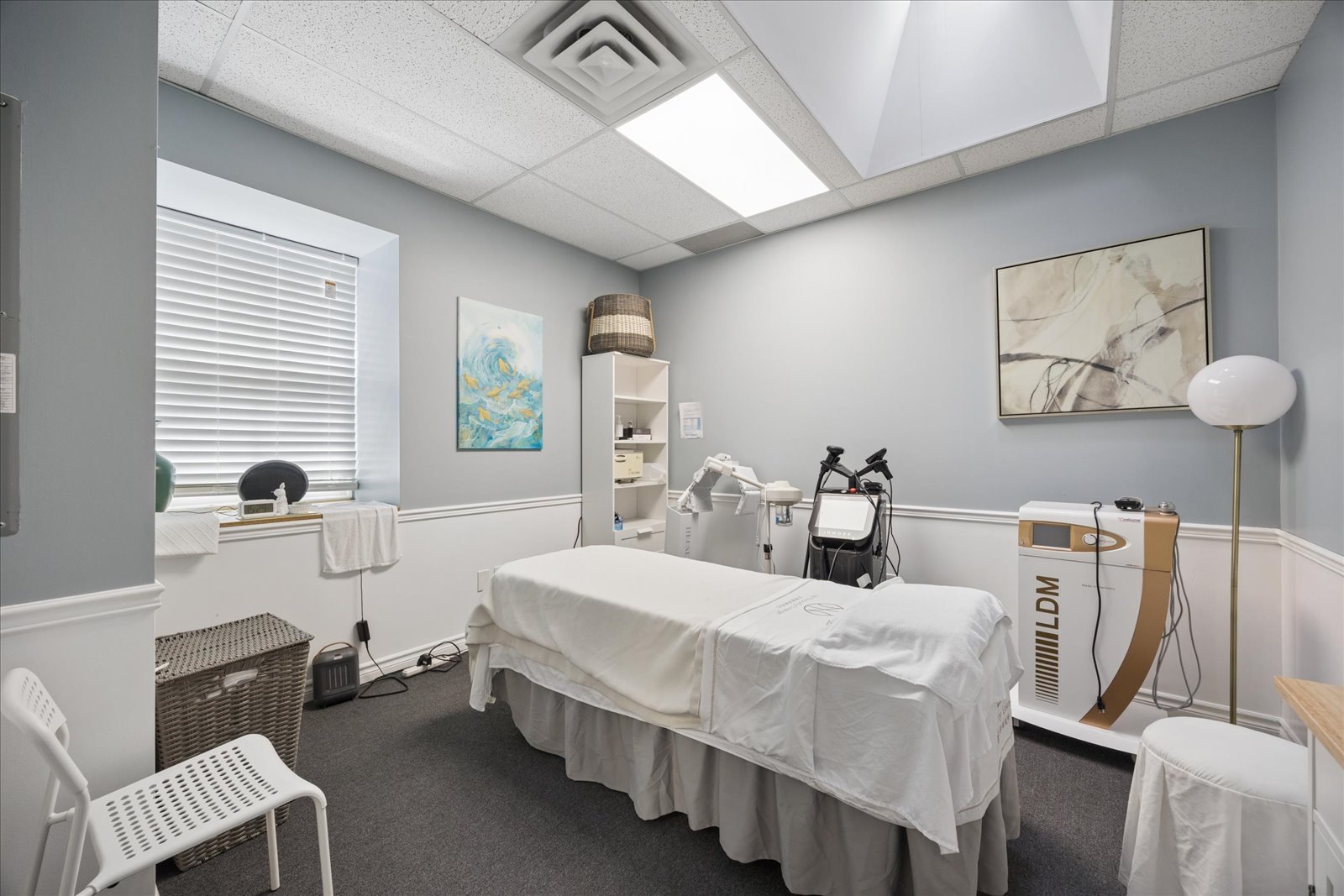 190 Main Street Unionville, Suite 202