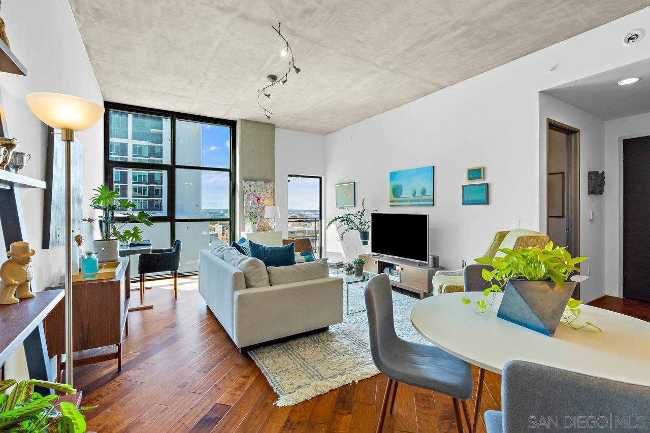 1494 Union St, #906