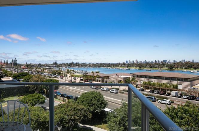 1820 Avenida Del Mundo #407