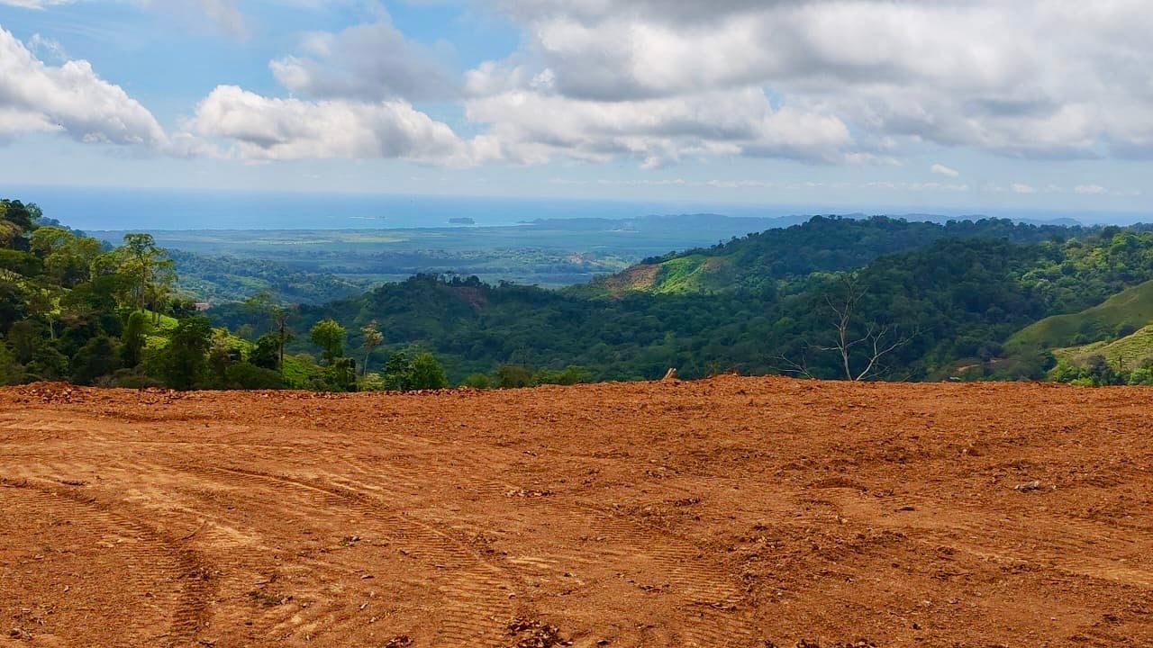 24.7-Acre Ocean View Eco Estate in San Cristóbal de Aguirre | 5 Building Sites