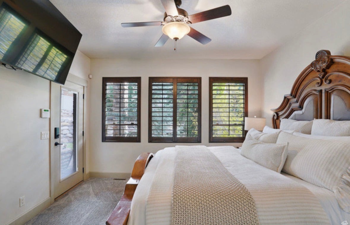 Santaquin Home