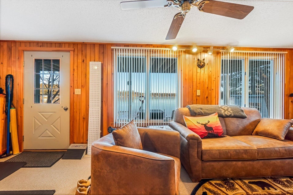 36 Worcester Way Lincoln, ME 04457