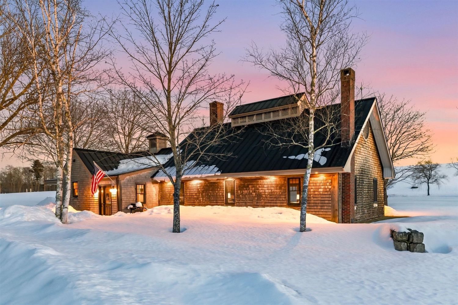 14 Bartlett Rd