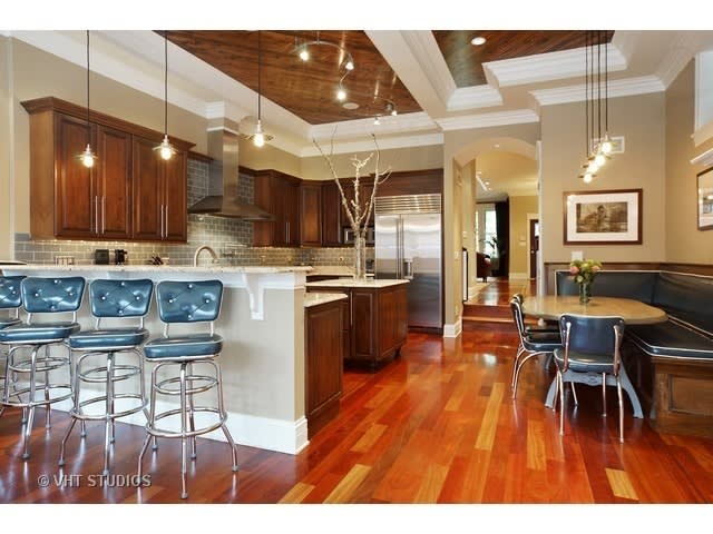 2308 W Sunnyside Ave