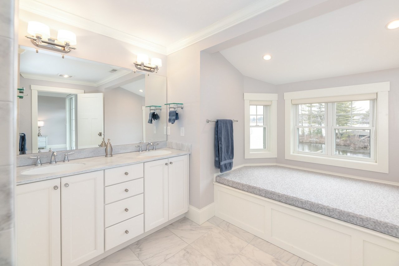 11 Island Dr